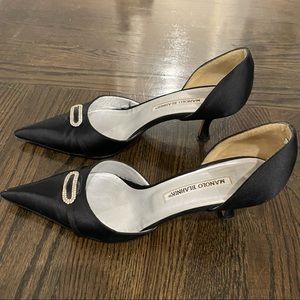 Vintage Manolo Blahnik kitten heels